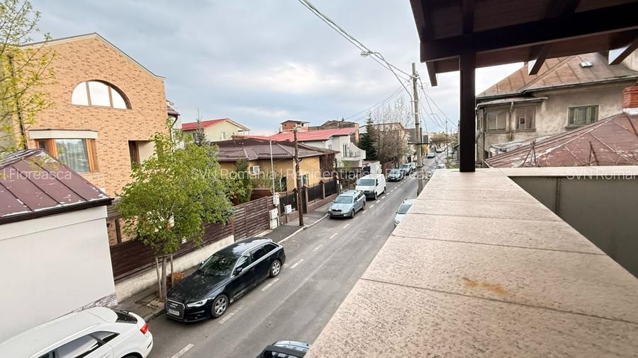 REV0008272 Vila l Domenii l panouri fotovoltaice - 11