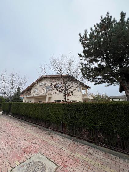 Eleganta spatiu si rafinament la doar cateva minute de Nordul Capitalei-NOU - 2