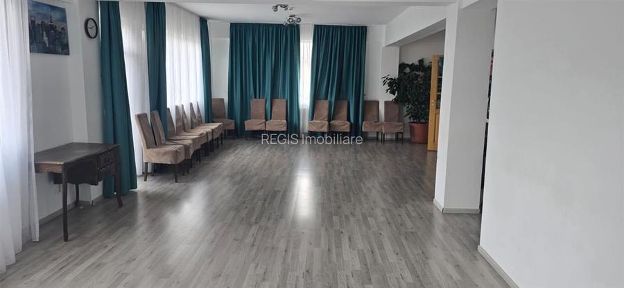 Spatiu comercial versatil intr - un imobil modern, Brasov - 9