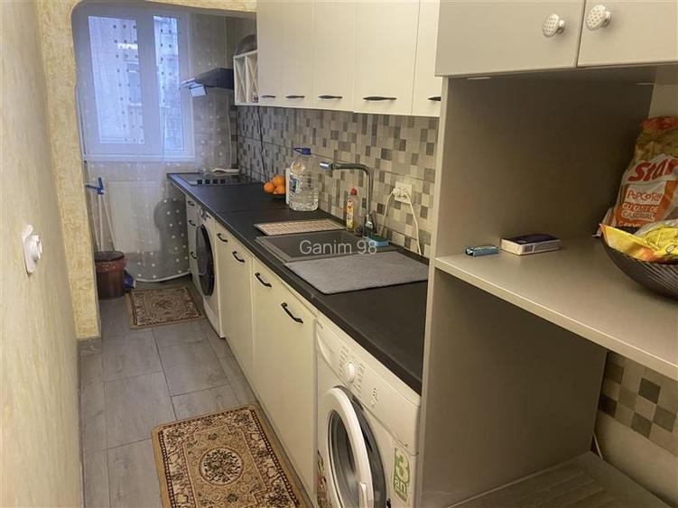 Garsoniera de vanzare , zona ultracentrala Primaria Focsani , decomandata , imbu - 4