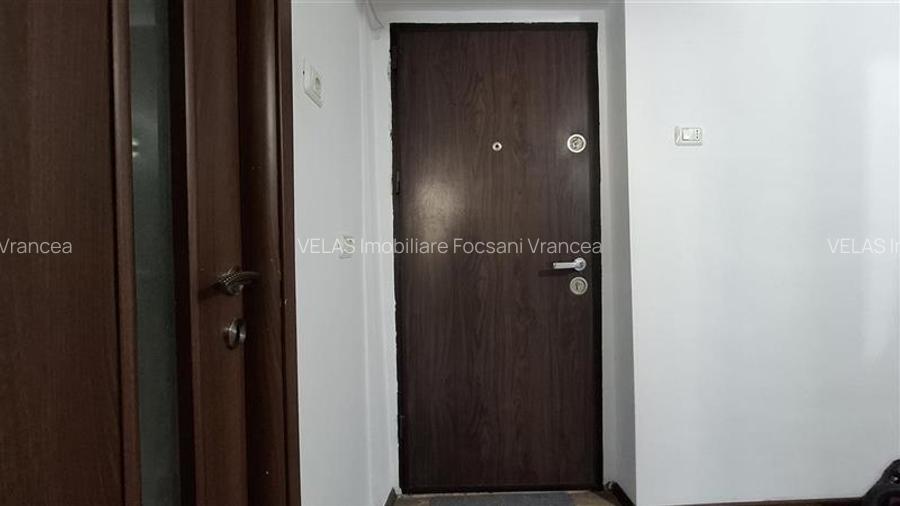 Apartament 2 camere, et 3, CT, mobilat si utilat, Zona Sud - 10