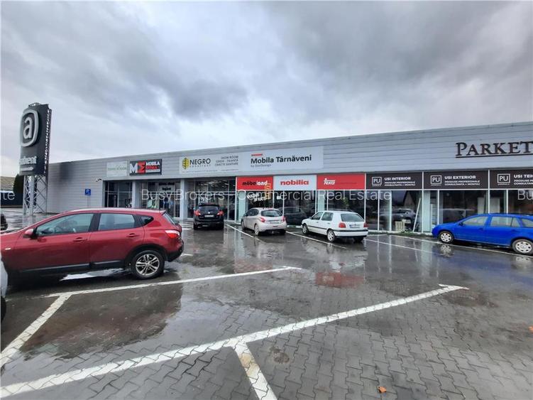 Spatiu Comercial - 300 mp - Showroom  - Servicii - 11