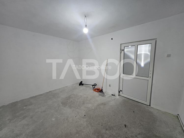 Casa individuala de vanzare 54mpu curte propie 69mp zona Central Sibiu - 5