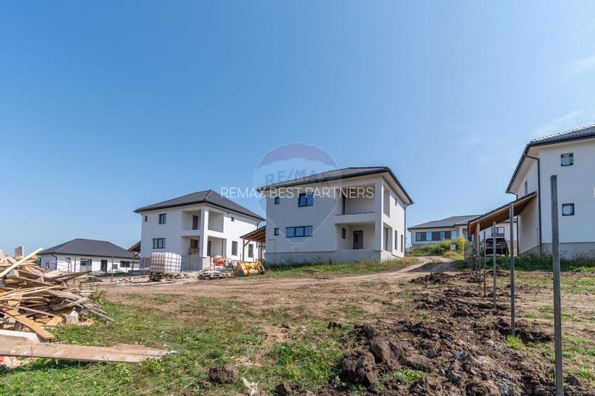 Casa cu 4 camere de vanzare, Jucu de Sus, Frasinului Nr.6 Semifinisat - 31