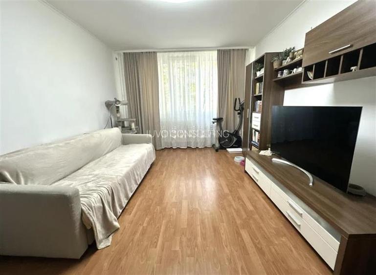 Vanzare Apartament 3 Camere Semidecomandat Giurgiului-Tatulesti - 3