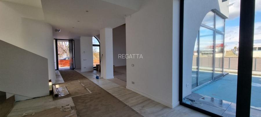 Vila Lux cu vedere la LAGUNA ALBASTRA - 28