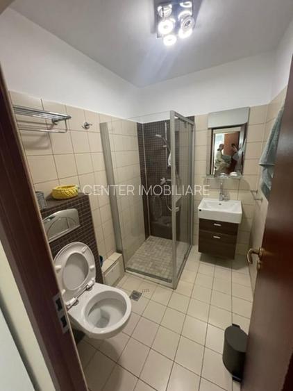 Piata Domenii, 3 camere deosebit, etaj 6, bloc reabilitat, 70 mp, vedere spate - 22