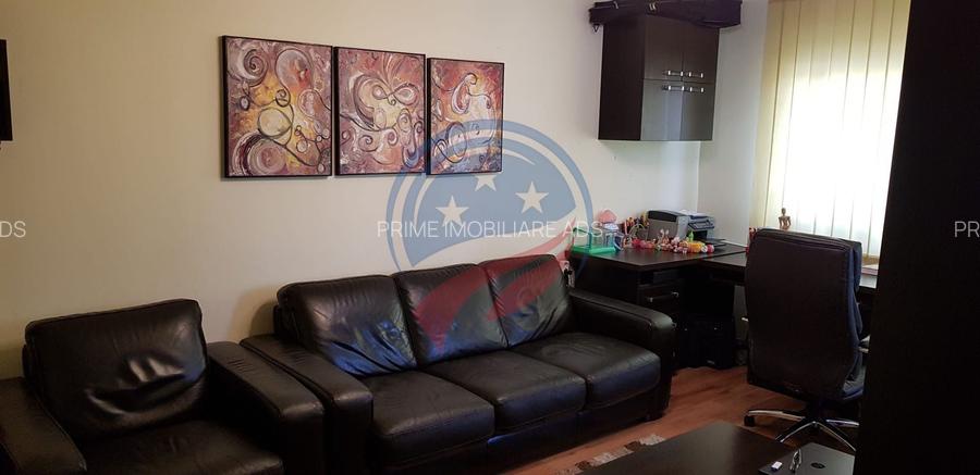 Apartament cu doua camere decomandat, zona Billa - 2