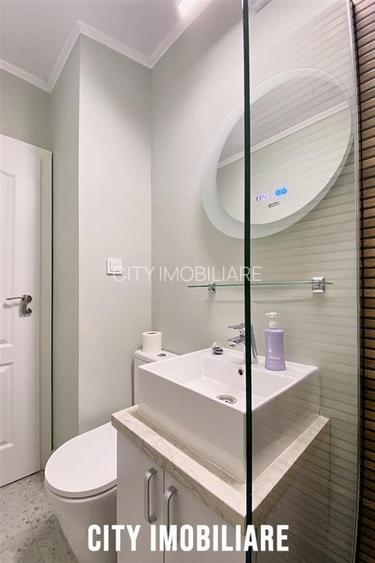 Prima inchiriere! Apartament 2 camere, renovat complet, Ultra Central,  Piata Mi - 14