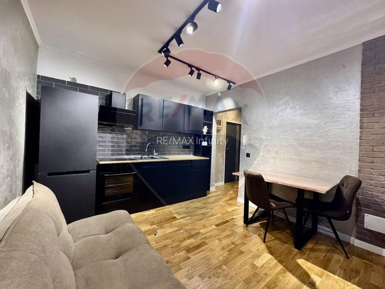 Apartament cu 2 camere de vânzare Ultracentral - 2