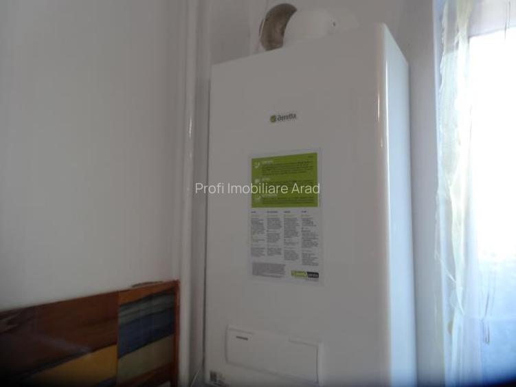 Inchiriez apartament 2 camere cu centrala gaz, zona Intim - 7