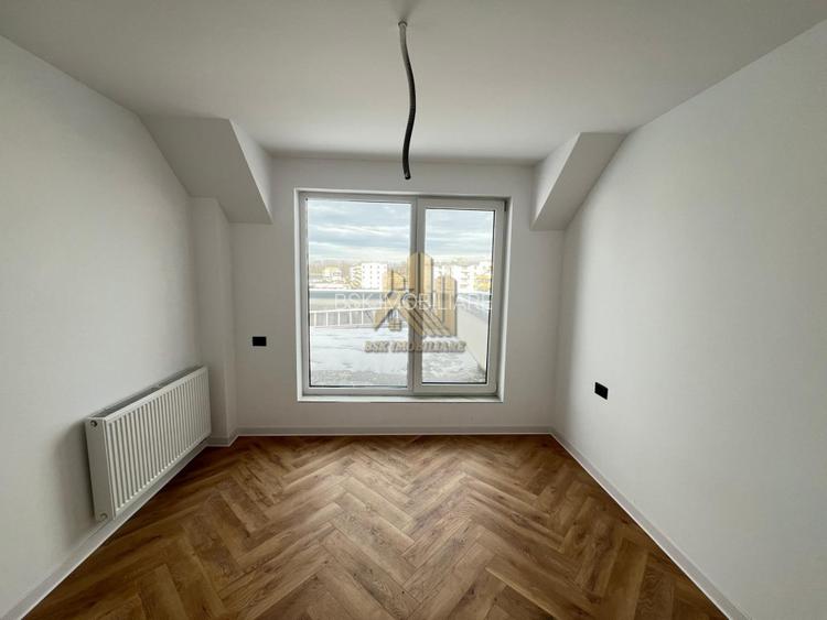 Apartament Penthouse 3 camere Tractorul - 6