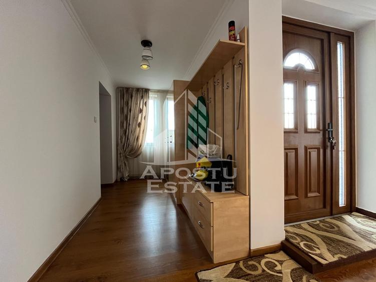 Casa la curte comuna zona Odobescu, doar 4 locatari, gradina proprie