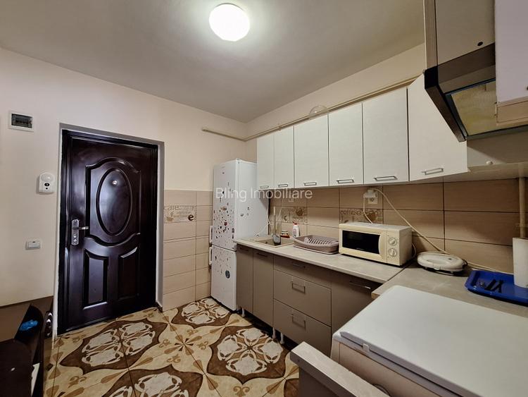 Apartament cu 2 camere, 42 mp, balcon, zona Teilor - 7