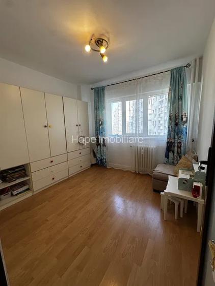 Dristor Metrou - Apartament 4 camere decomandat - 3