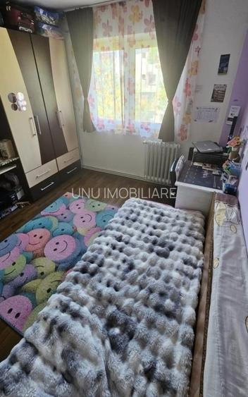 Apartament 2 camere mobilat etaj 3/4 - Mircea cel Batran - 3