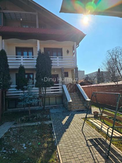 Casa cărămidă D+P+E+M , 356m2 , bucatarie de vară  58m2, teren 385m2  - 2