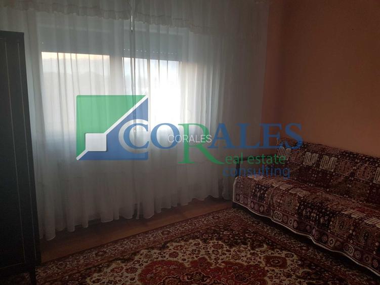 Girocului. Aproape de Mc. Donald s. - 6