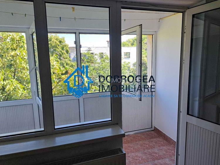 GAVRIOV CORNELIU -2 CAMERE DECOMANDAT, ETAJ 4 - 7