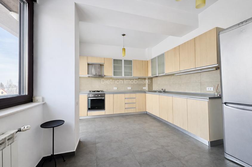 DE VÂNZARE APARTAMENT 4 CAMERE/ZONA FLOREASCA - 9