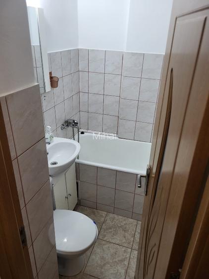 Tomis Nord, de vanzare garsoniera, etaj 1, mobilata - 3