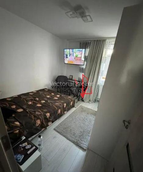 Apartament 4 camere Dristor Rimnicu Sarat Sens Giratoriu - 2
