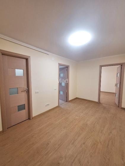 Spatiu birou 37.6mp / Strada Petru Rares - 2