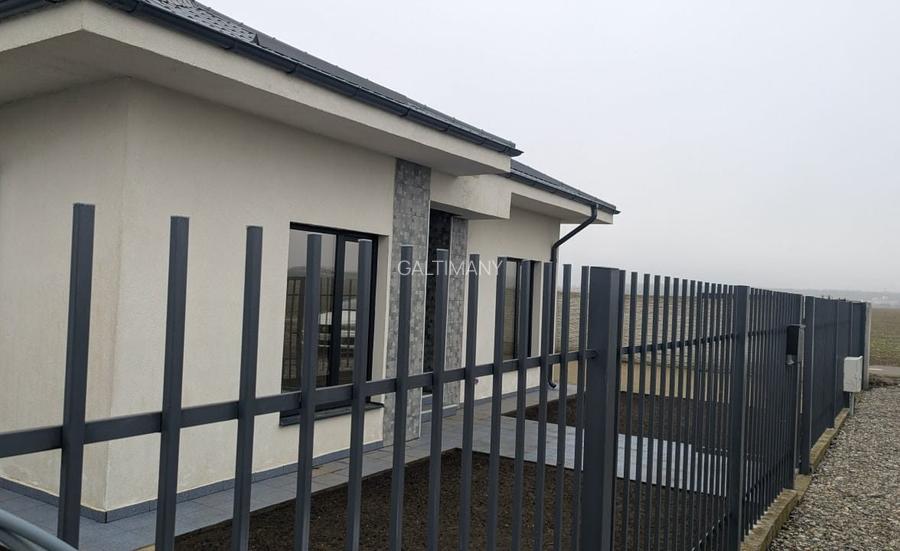 Vila noua parter  Buftea,  25 de min de București - 13