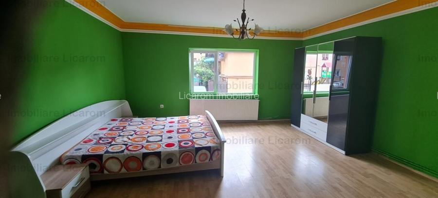 Casa individuala cu 2 apartamente, 6 camere,teren 403 mp,ASTRA. - 14
