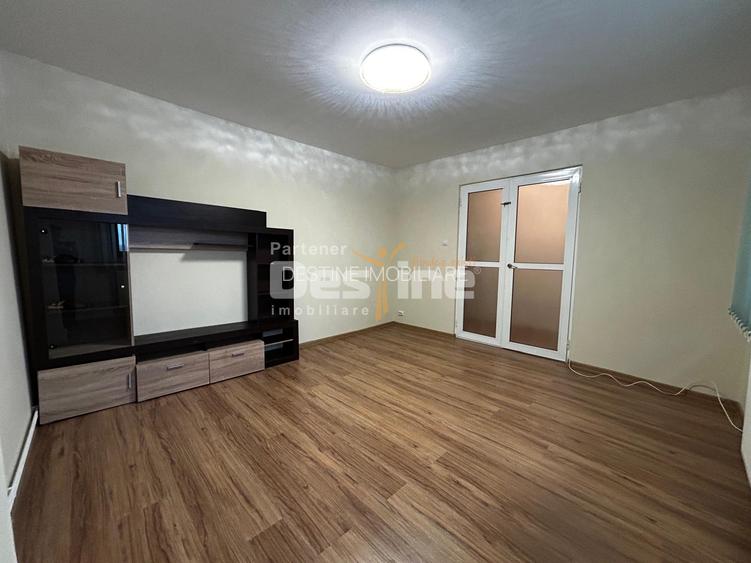 Apartament 3 camere decomandat 65mp Pacurari - 2