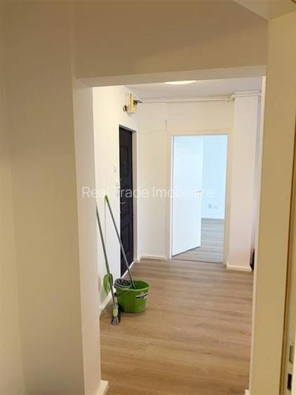 Apartament 2 camere decomandat etajul 1 zona Onix - 6