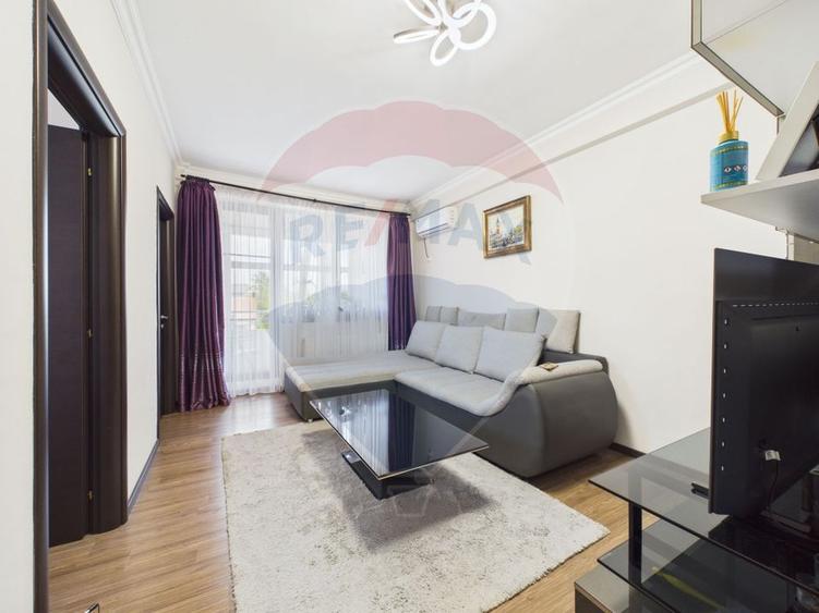 3 camere - Damaroaia - Bloc 2012 - Metrou Jiului