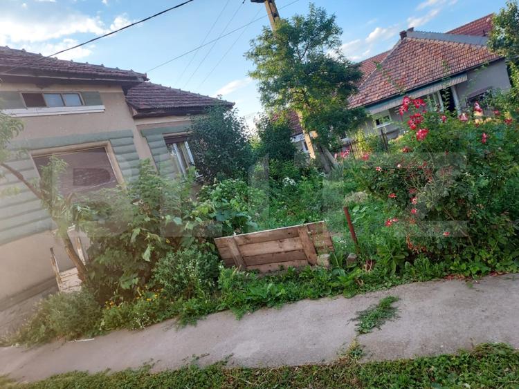 Casă cu teren 28,67 ari Botiz