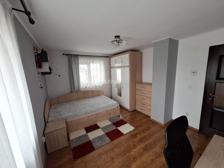 Casă P+M la cheie cu garaj  - 11