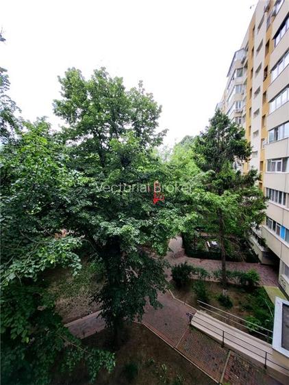 2 CAMERE DECOMANDAT / FIX IN BUZA PARCULUI I.O.R - 3