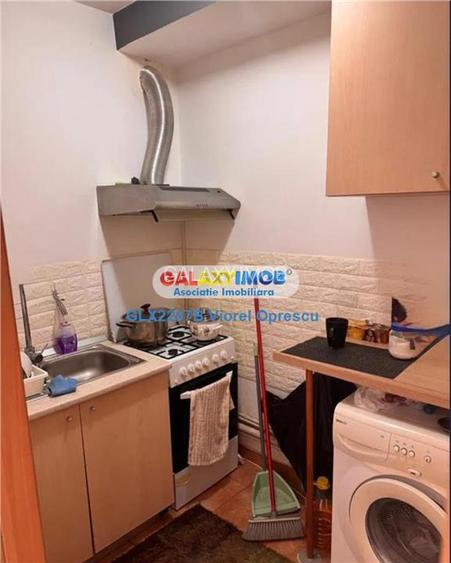 Garsoniera renovata, mobilata, bloc mixt,  Policlinica Titan, Metrou - 5