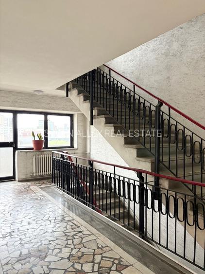 APARTAMENT CU 4 CAMERE AFLAT PE BD DECEBAL APROAPE DE PTA ALBA IULIA - UNIRII - 27