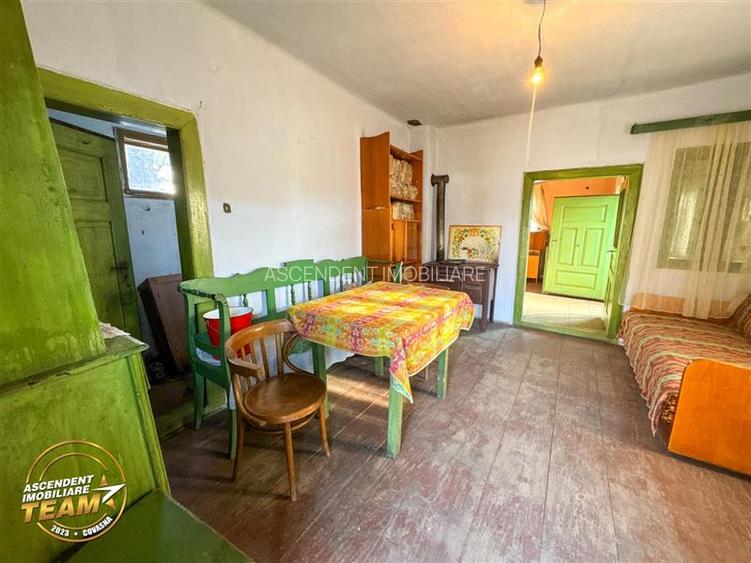 Film! Casa din lemn,cu doua camere, pe domeniu de 2.819 mp, Mereni, Covasna - 16