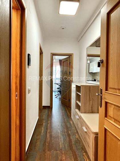 Studio de lux cu vedere la lac si la mare in Mamaia loc de parcare - 7