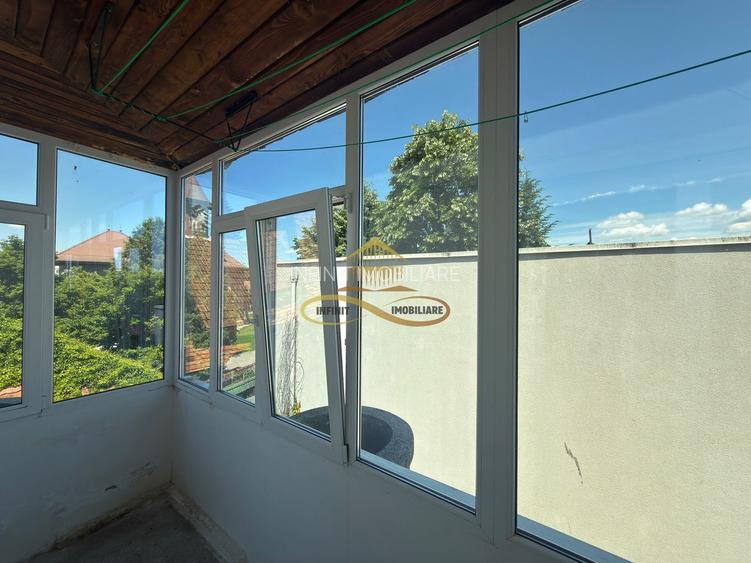 Apartament 3 camere DECOMANDAT + GARAJ opțional, Str. Cremenea - 9