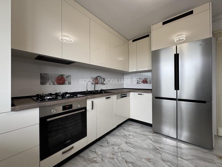 Sanpetru, casa de inchiriat P + E, gama premium, totul nou, prima inchiriere - 14