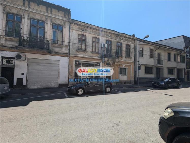 Unirii vila S+P+1 , spațiu comercial la parter,SU 206mp teren 293mp - 2