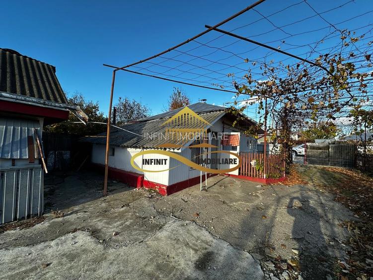 Casa batraneasca din caramida de vanzare si 4500 mp teren Negri Bacau - 5