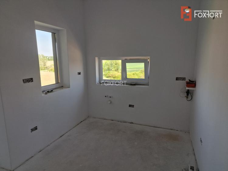 Apartament cu 3 camere de vanzare in Bucovat - 8