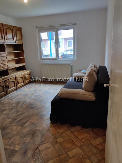 Garsoniera decomandata la parter - 4