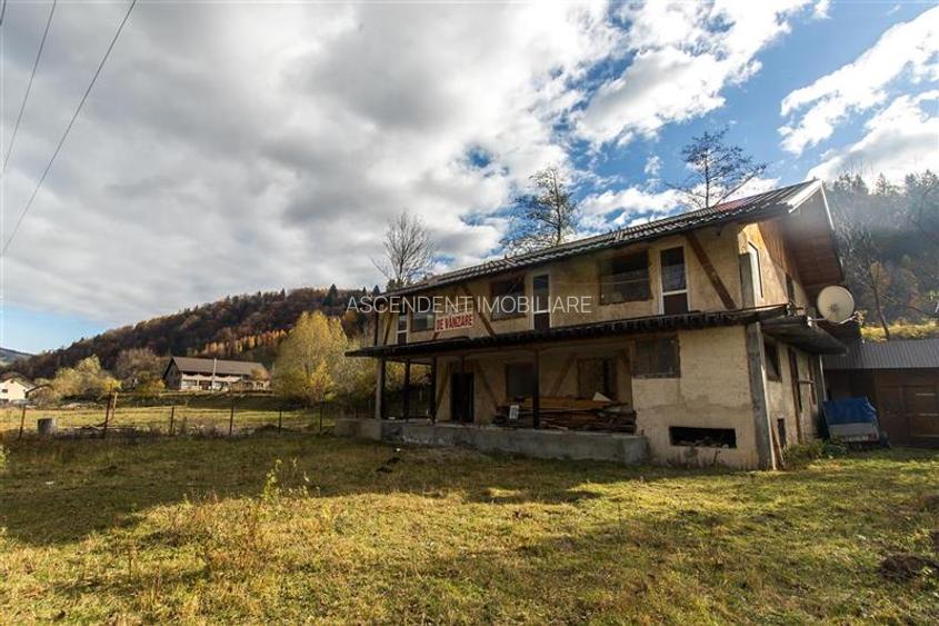 FILM! Constructie rustica tip Casa Verde, cu parau si panorama impresionanta, Mo - 20