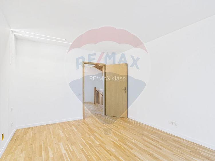 Vila 5 camere, 200 mp utili,270 mp teren NorthPoint Corbeanca - 7