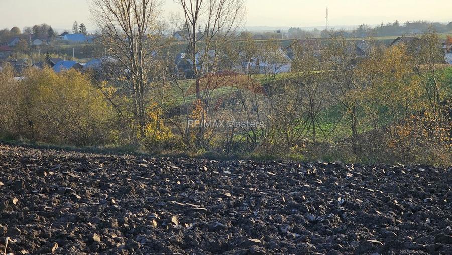 Teren extravilan 6,100mp Stroiesti / Soseaua DN17, Suceava - 16