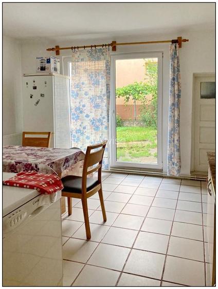 Vanzare Casa Str Lunga Carierei - 2