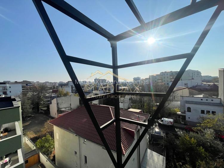 Impressive Penthouse-Triplex ** Green Building***/ 3 parking / Stefan Cel Mare - 14